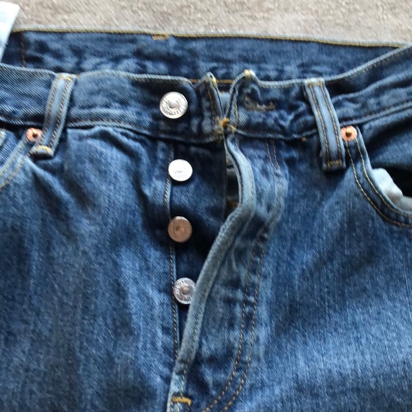 button up levi jeans